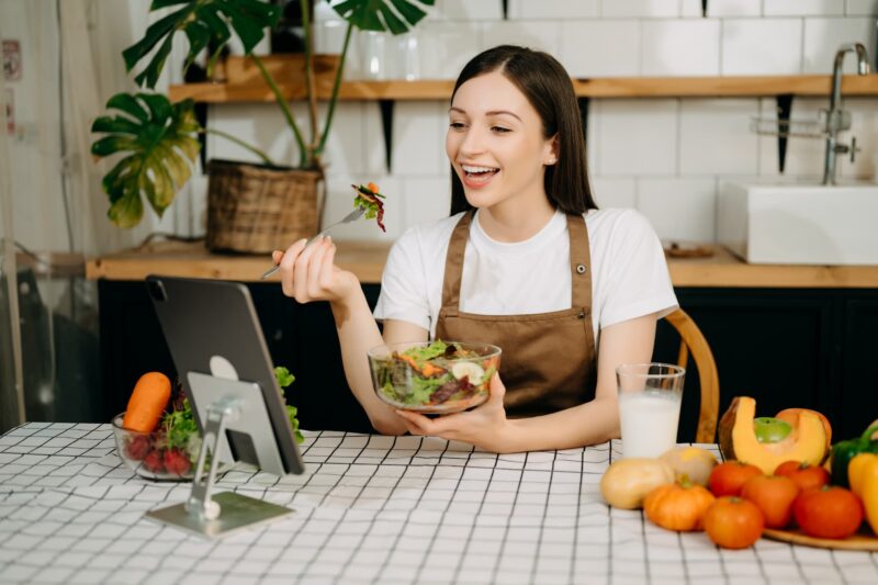young-woman-video-blogger-cooking-at-the-kitchen-a-2026-01-09-12-23-47-utc-800x533